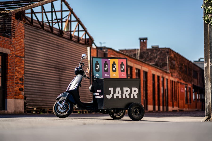 Our electric JARR vespa for delivery